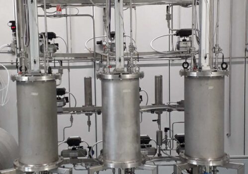 Microgasometers for pharmaceutical gas